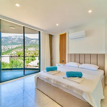 With A Pool And Sea View In Kalkan 2 * Kaş