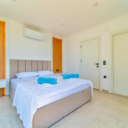 Apartman With A Pool And Sea View In Kalkan 2 Kaş